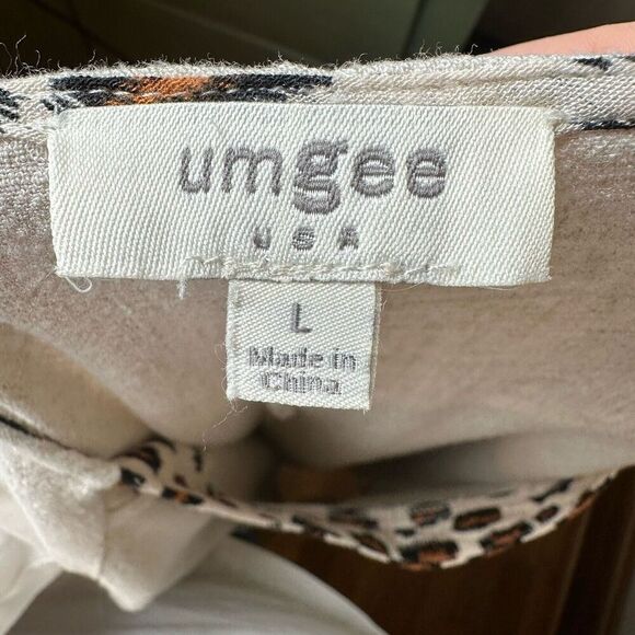 Umgee USA Linen Cotton Leopard Print Womens Oversized Large Fringe Boho Top - Picture 5 of 6